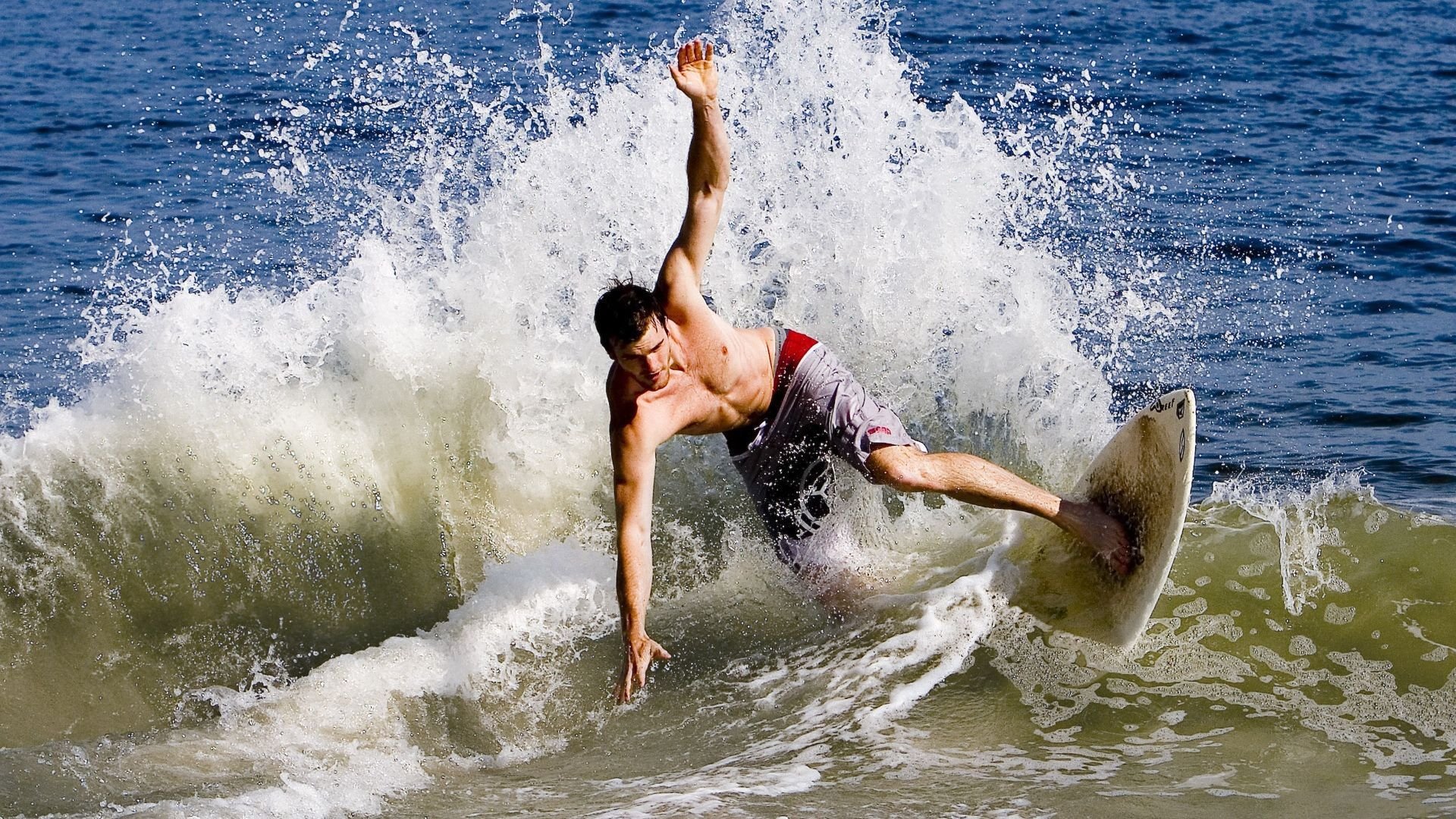 爱游戏综合娱乐-体育新闻中心构建体育赛事多渠道内容发布体系，大型体育赛事新闻运行的五大核心板块