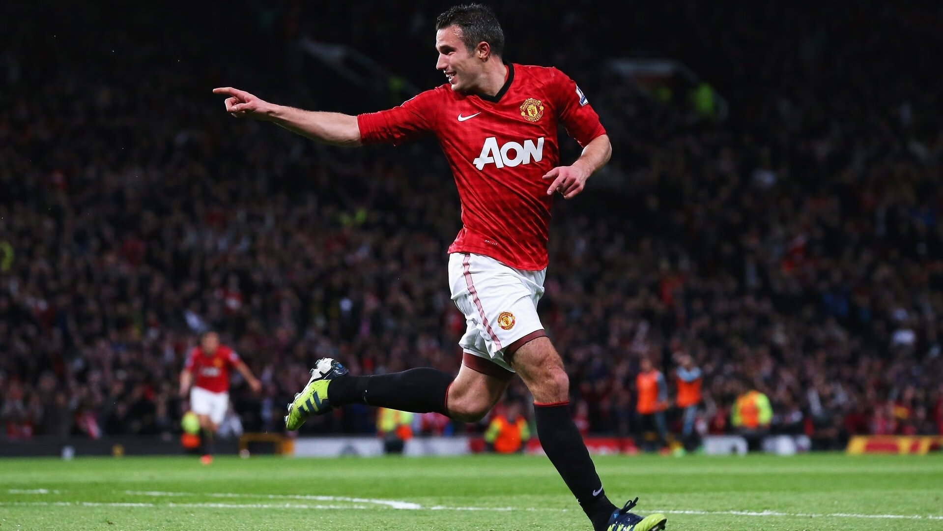 法甲积分争夺：巴黎冲击联赛冠军，竞争激烈，法甲巴黎首发名单